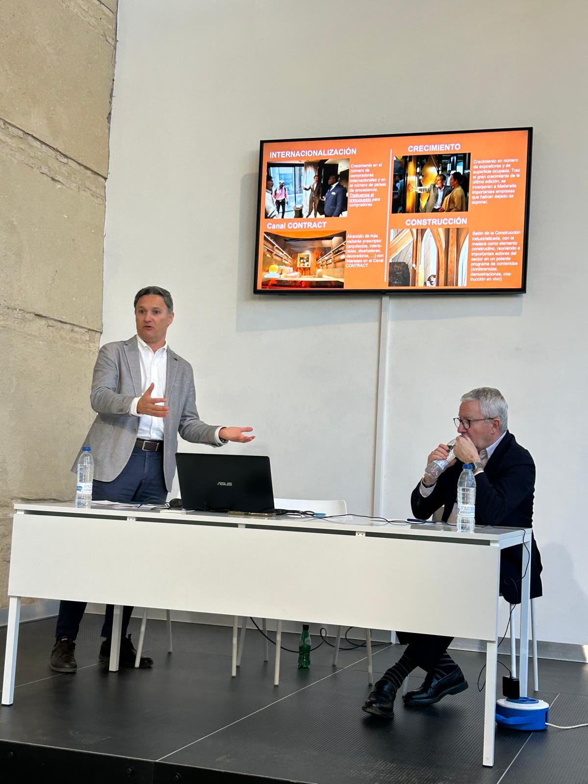 Lee más sobre el artículo Feria Valencia refuerza su alianza con el clúster de la madera y el mueble de Lucena en las próximas convocatorias de Hábitat y FIMMA + Maderalia